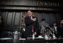 Noroña exige a Escandón defender a migrantes mexicanos en EE.UU.