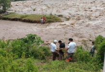 (VIDEO) Rescate heroico en Chiapas: dos jóvenes casi mueren en el Río Huixtla.