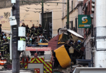 (VIDEO) Descarrila el funicular Ascensor de Gloria en Lisboa: varios muertos y heridos.