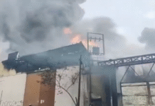 (VIDEOS) Fuego en Parque Industrial Escobedo deja tres heridos.