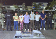 Operativos simultáneos en Centro dejan 13 detenidos con armas y drogas.