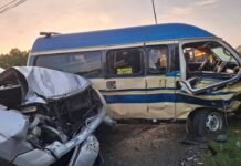 “Choque entre van y camioneta deja lesionados en Cunduacán”