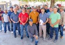 Petroleros de Tabasco se movilizan contra el Anexo 16 de Pemex.