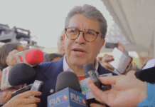 Monreal reprende a diputados por caso Cuauhtémoc Blanco y sugiere regreso a sesiones presenciales.