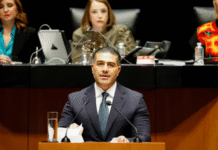 Harfuch reporta decomiso de 98 millones de litros de huachicol en México.