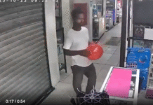 Hombre roba en local de Plaza de la Tecnología en Villahermosa.