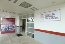 FGE entrega recompensa de 250 mil pesos por información que llevó a captura de pederasta.