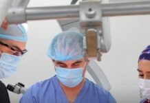 (VIDEO) Equipo del Juan Graham realiza exitosa cirugía en el simposio peninsular de cirugía neurológica.