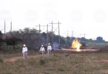Explosión en ducto de Pemex entre Chiapas y Tabasco deja cinco militares lesionados.
