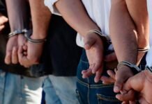 Operativo en Villahermosa: cuatro detenidos por presuntos delitos contra la salud y armas ilegales.