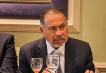 Héctor Astudillo confirma revocación de visa por Estados Unidos y niega nexos con crimen organizado.