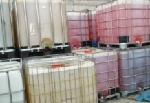 Operativo en Comalcalco asegura 18 mil litros de huachicol y equipo para su traslado.