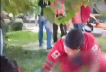 (VIDEO)Balean a taqueros frente a la Cruz Roja de Jalpa de Méndez.