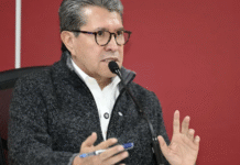 Revocación en suspenso: Monreal detiene reforma, pero sigue el juego.