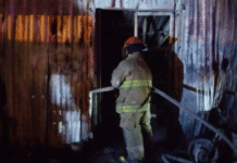 Noche violenta con incendio y asesinato.