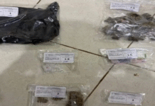 Detienen a adulto y menor por narcomenudeo.