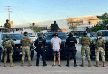 Detienen a sujeto con vehículo robado.