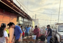 Explota puesto de pirotecnia y genera alarma vecinal.