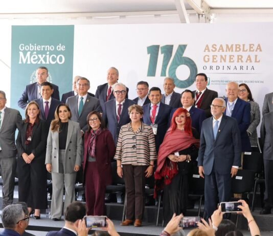 Javier May participa en la Asamblea del IMSS e inauguran Hospital Regional No. 36.