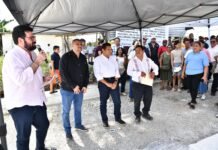 Javier May supervisa obras educativas y urbanas en Macuspana.