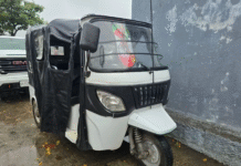 Aseguran pochimóvil con droga y arma en Tierra Colorada.