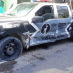Accidente entre patrulla y auto genera movilización en Paseo Tabasco.