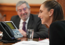 Sheinbaum reafirma revisión del T-MEC tras llamada con Trump.