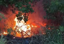 Aparatosos choques dejan vehículos destrozados en la Frontera-Carmen.