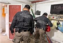 FGR asegura gas LP ilegal en Comalcalco Tabasco.