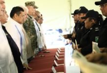 Gobierno del Pueblo impulsa ascensos policiales y construcción de paz.