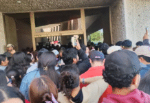 Desorden y quejas en jornada de jóvenes construyendo el futuro.