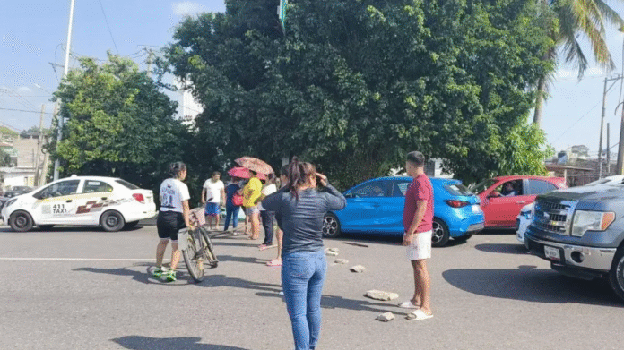 Captura de pantalla 2026-02-16 a la(s) 12.01.54 a.m.