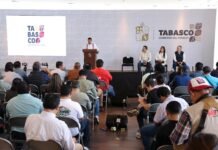 Gobierno garantiza educación y salud en escuelas cercanas a refinería.