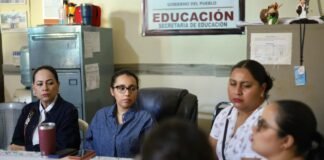 Madres dialogan en Refinería Olmeca por seguridad escolar.