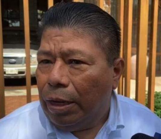 Cesan a líder sindical y acusa represión en CECyTE.