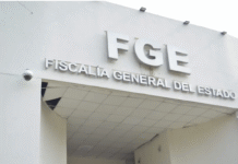 Detienen mujer armada por intento de homicidio.