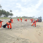 Avanza limpieza por hidrocarburo en costas de Tabasco.