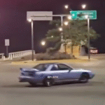 Automovilista realiza maniobras peligrosas en calles de Villahermosa.