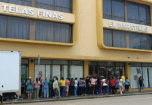 Abarrotan El Baratillo tras anunciar cierre definitivo.