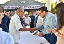 Javier May acerca servicios del Gobierno del Pueblo a Jalpa.