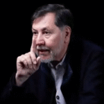 Noroña abandona entrevista y desata polémica política.