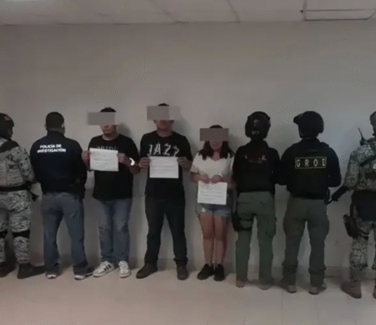 Detienen a tres personas tras cateo en bar de Huimanguillo.