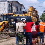 Muere obrero tras quedar bajo toneladas de tierra.