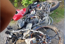 Motociclista muere tras brutal choque con camión de basura.
