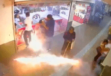 VIDEO: Pirotecnia descontrolada desata pánico en evento en Cárdenas.