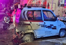 Incendian pochimóvil en Indeco y desatan operativo policial.