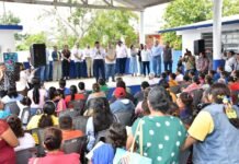 Javier May acerca gobierno al pueblo con atención directa.