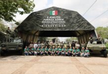 Embajadoras impulsan exposición militar que arrasa en visitas en Tabasco.
