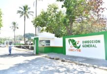 Entregan nuevas oficinas del CECyTE y anuncian más inversión educativa.
