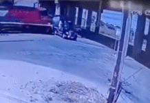 Tren embiste pipa de combustible en Querétaro.